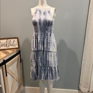 Sim and Sam Casual Ruffle Cascading Seams Flowy Summer Blue Tie-Dye Midi Dress